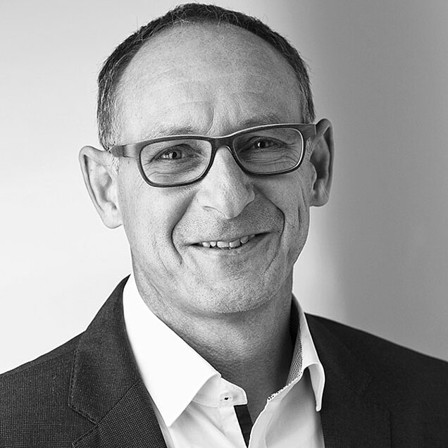 Stefan Warislohner, Schulungen, Vermessung